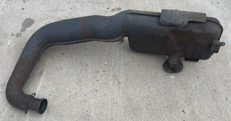 Yamaha Snowmobile Venture XL Exhaust Pipe 8V0-14610-00-00