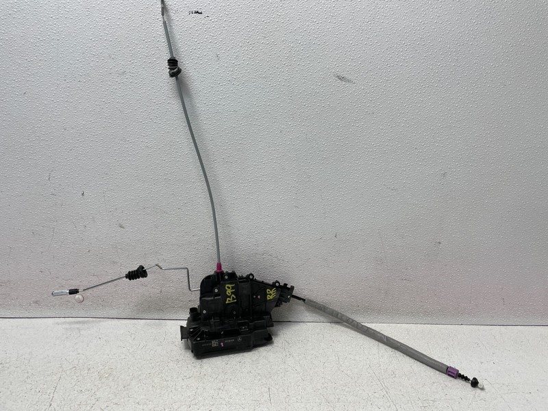 17-19 Mercedes GLS450 GLS550 X166 Rear Right Door Lock Latch Actuator 1399 OEM