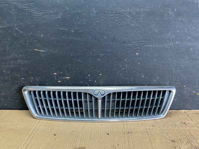 1996 to 1999 Infiniti i30 Front Upper Grill Grille OEM OEM T3967 DG