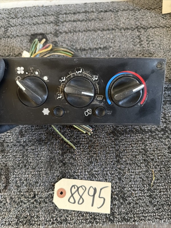 Bergstrom A/C Heater Climate Control - P/N: F21-1007-1