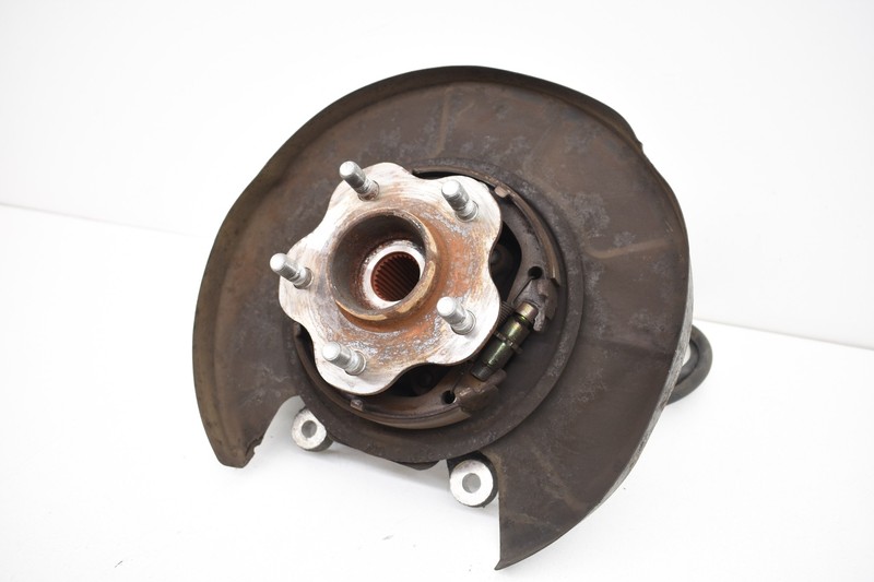 2006 Nissan Z33 350Z Rear Passenger Suspension Knuckle Axle Housing OEM KW50