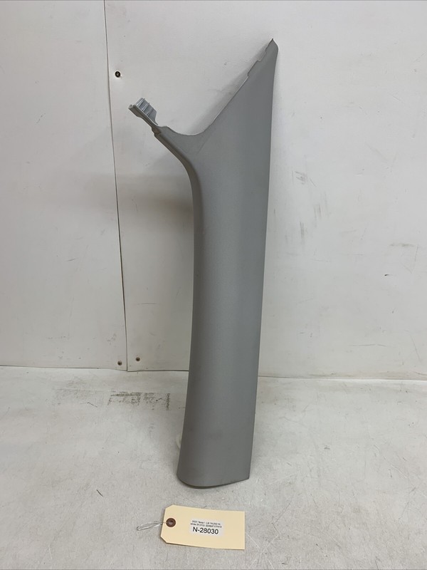 ⚡️20-22 TESLA MODEL Y WINDSHIELD RIGHT SIDE A PILLAR TRIM COVER PANEL 28030 U22