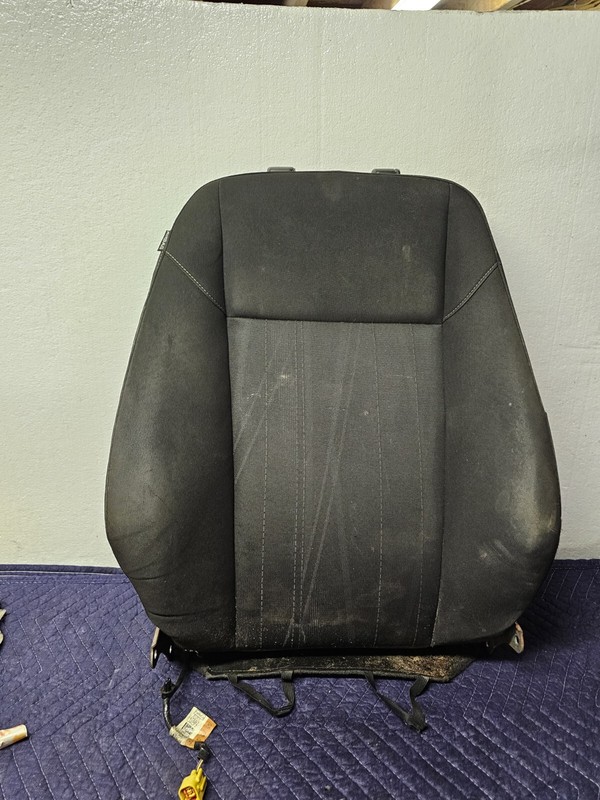 2013-2017 Ford FocusSeat Cushion Upper Right PassengerOEM