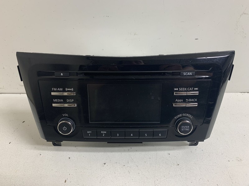 2015-2016 Nissan Rogue Radio Stereo Single Disc CD Player 28185 9TB0A AMFM
