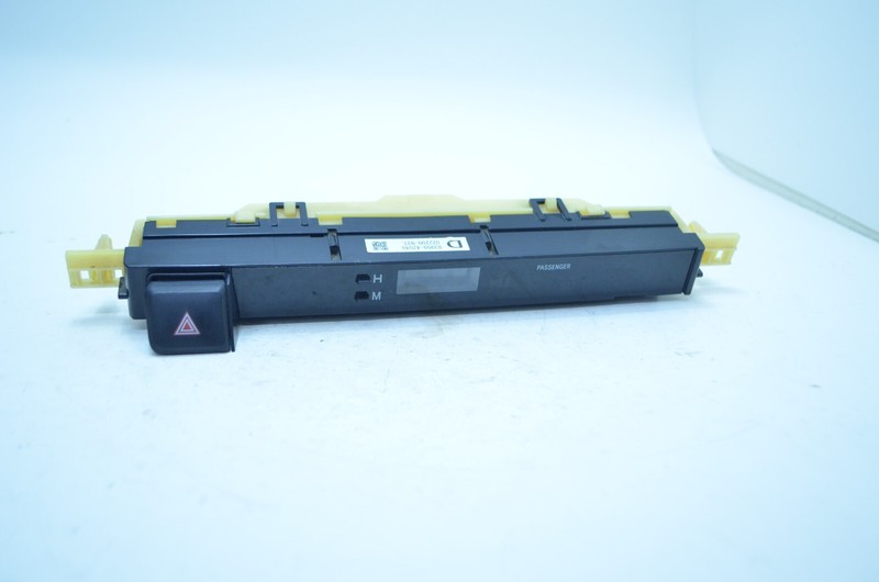 13-15 TOYOTA RAV4 2.5L CLOCK W HAZARD SWITCH OEM