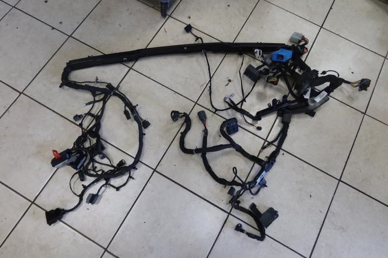 2019 2020 Jeep Wrangler JL OEM Engine to Dash Wire Harness 68396645