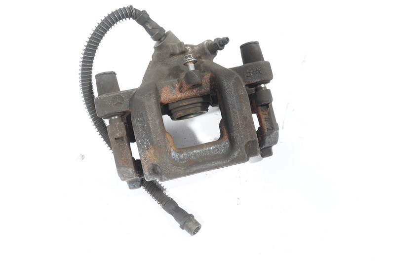 2008 - 2014 MERCEDES BENZ C300 RWD W204 REAR RIGHT BRAKE CALIPER OEM
