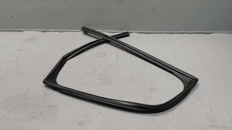 Nissan Rogue Rear Left Driver Door Window Glass Run Channel Seal OEM 2021-2025