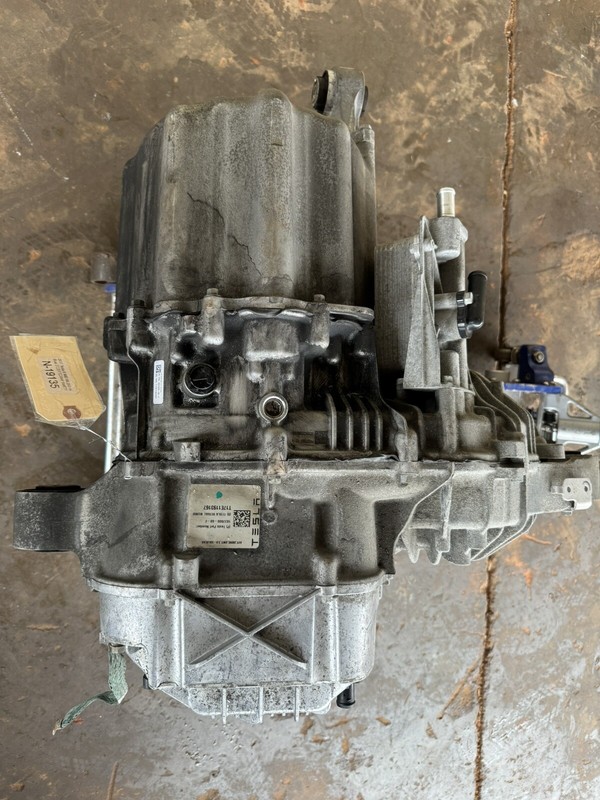 2016-2020 Tesla S REAR SMALL DRIVE UNIT MOTOR DRIVEUNIT 1037000-00-F N-19135