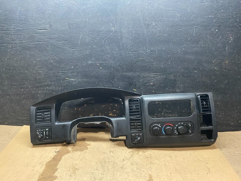 2001 2004 Dodge Dakota Speedometer ClimateControl Radio Panel Bezel X3170 DG