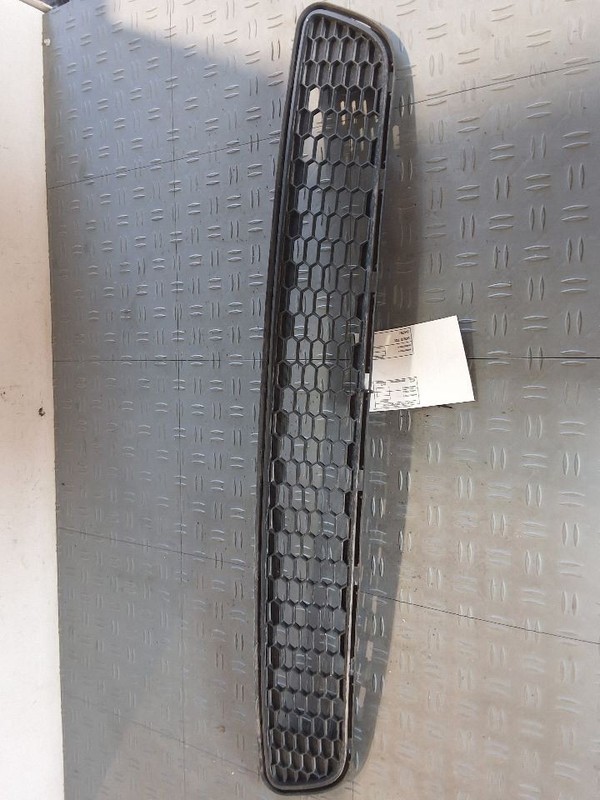 2011-2017 Toyota Sienna Lower Grille fits EXCLUDING SE