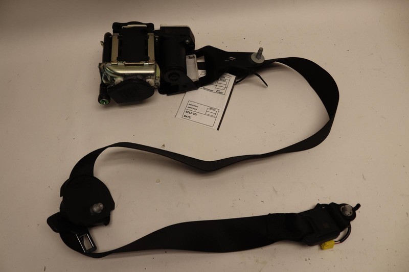 2013-2014 MERCEDES CLS550 W218 FRONT RIGHT PASSENGER SIDE SEAT BELT OEM