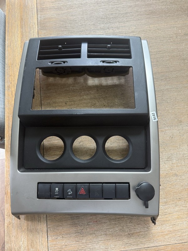 2008 to 2012 Jeep Liberty Dash Climate Temperature Control Radio Bezel