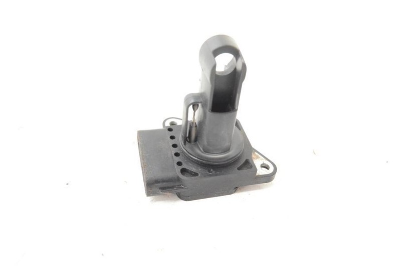 2000-2005 Toyota MR2 Spyder Air Flow Meter Mass Air Flow Sensor 22204-22010