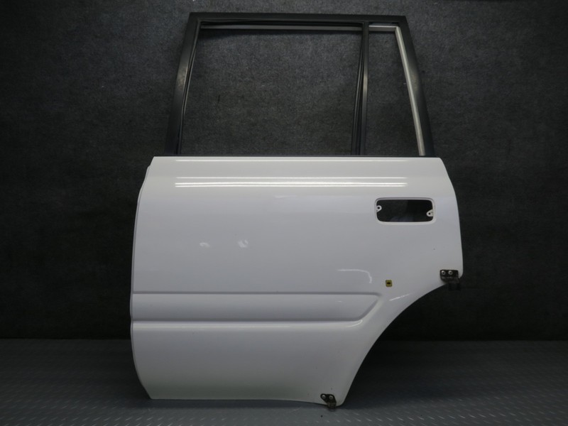 1991-1992 TOYOTA LAND CRUISER FJ80 REAR LEFT SIDE DOOR SHELL PANEL WHITE