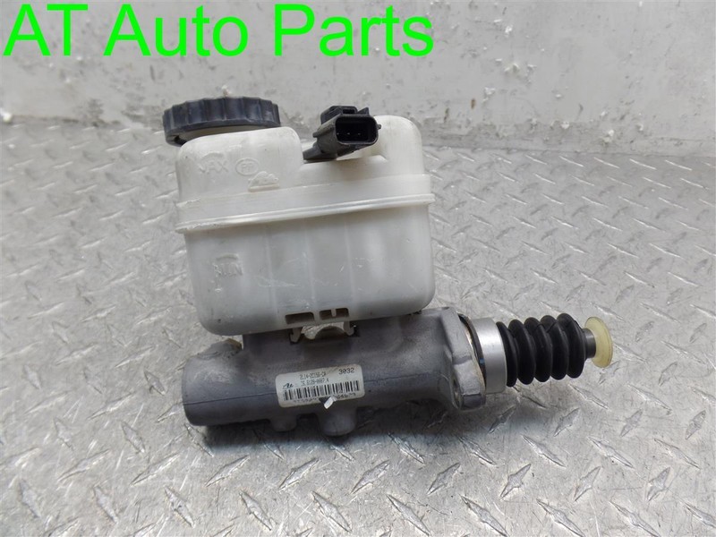 02 03 04 5.4L EXPEDITION NAVIGATOR BRAKE MASTER CYLINDER 2L1Z 2140 CB