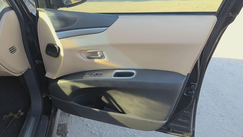Front Door Trim Panel SUBARU TRIBECA Right 07 06 08 09 10 11 12 13 14