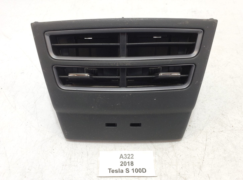 ✅ 16-20 OEM Tesla Model S Center Console Rear Second Row Air Vent Black W/ Trim*
