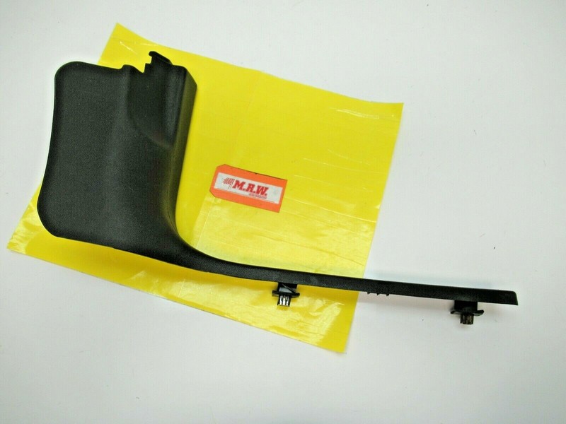 CARPET KICK SCUFF PLATE PANEL SILL TRIM RIGHT FRONT PASSENGER R for 07-12 ACADIA