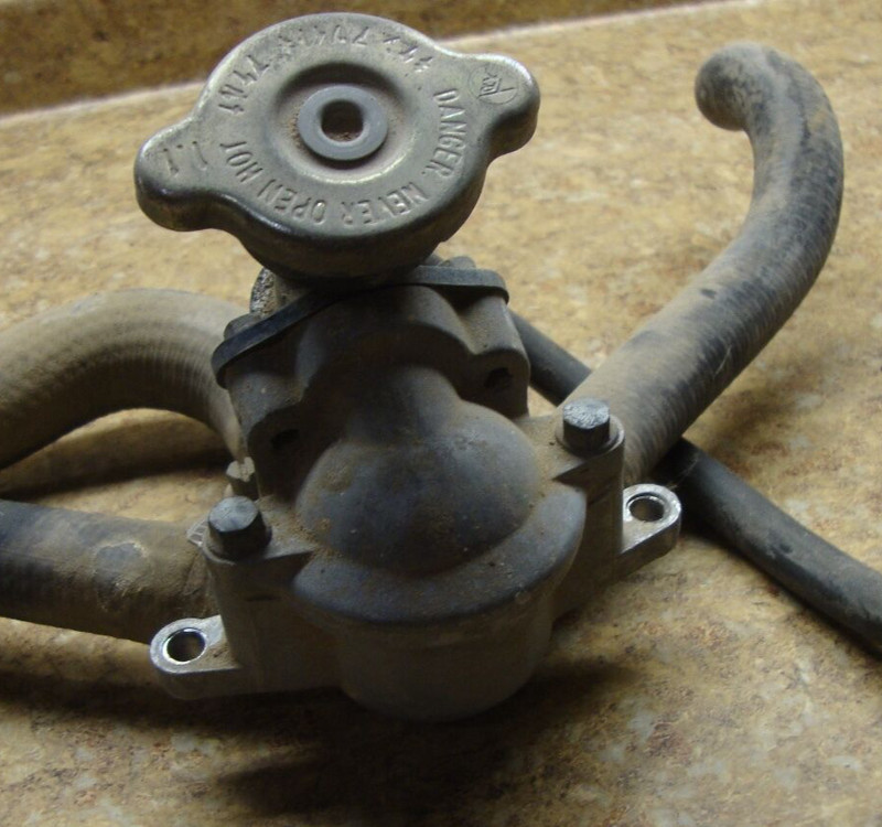 1990 Honda CBR600 F CBR 600 600F CBR600F Thermostat Housing Engine Coolant L10