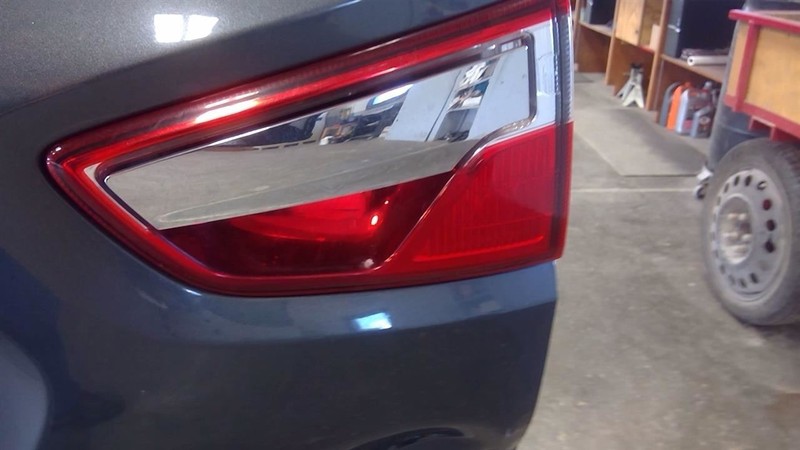 Passenger Tail Light S Model Bright Red Lens Inner Fits 18-22 ECOSPORT 3410088