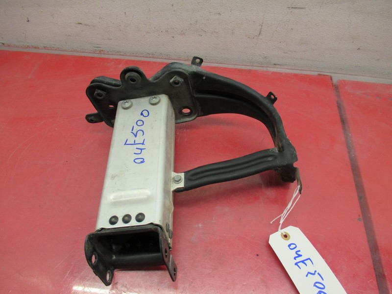 03-06 MERCEDES-BENZ W211 E CLASS E500 E320 FRONT LEFT REINFORCEMENT BRACKET OEM