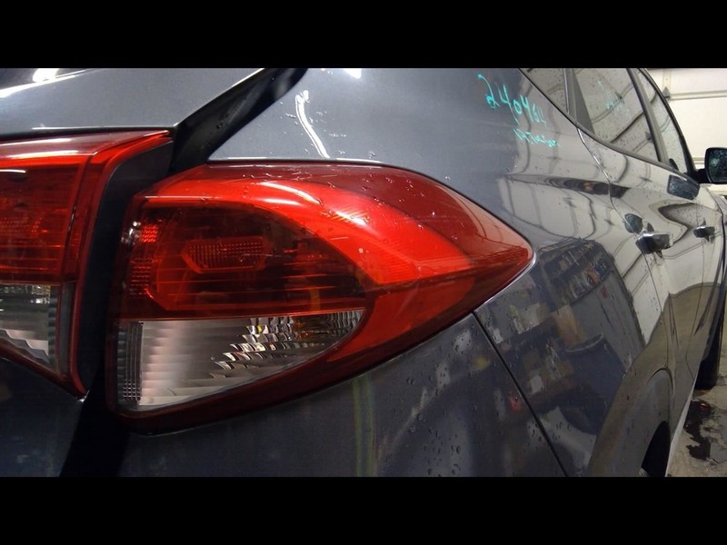Passenger Tail Light Incandescent Fits 16-18 TUCSON 1491172