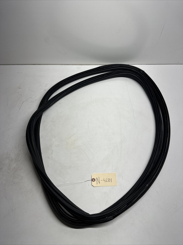 20-23 Tesla Model Y Trunk/Hatch Seal 4281 S2