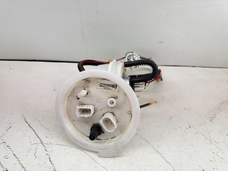 2011-2016 BMW 535i F10 3.0L I6 N55 GAS TANK FUEL PUMP SENDING UNIT 7934460 OEM