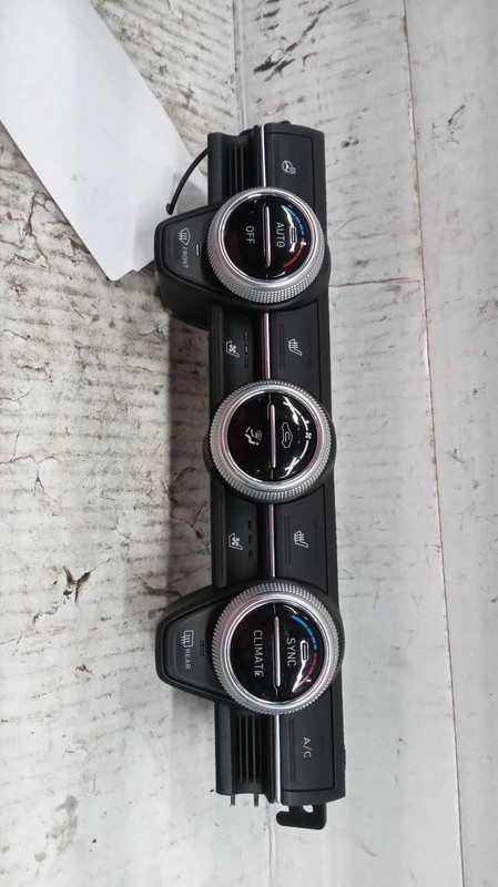 2019 Genesis G70 A/C Selector Switch OEM Blue 97250G9030VCA 45000 Miles