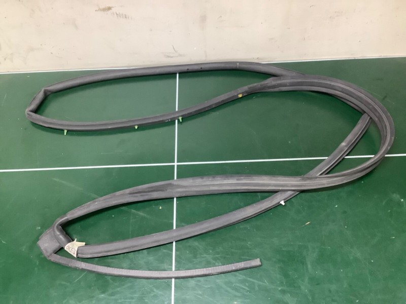 06-11 Civic 4Dr Right Rear Weatherstrip Gasket Rubber Around Door Seal Used OEM