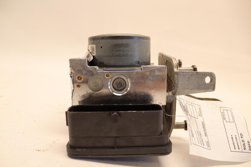 2017-2018 MERCEDES C-CLASS C300 W205 4MATIC POWER ABS BRAKE PUMP MODULE OEM