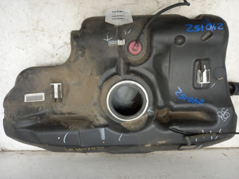 14 15 16 17 18 19 TOYOTA COROLLA 1.8 FUEL TANK