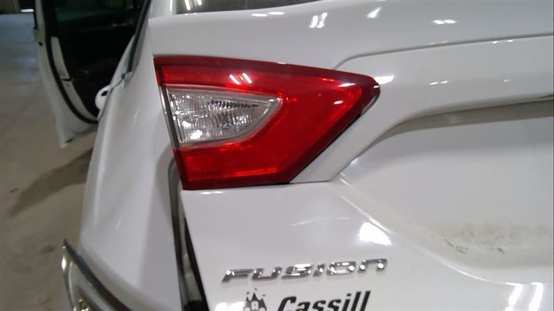 Driver Left Tail Light Lid Mounted S Fits 13-16 FUSION 3201432