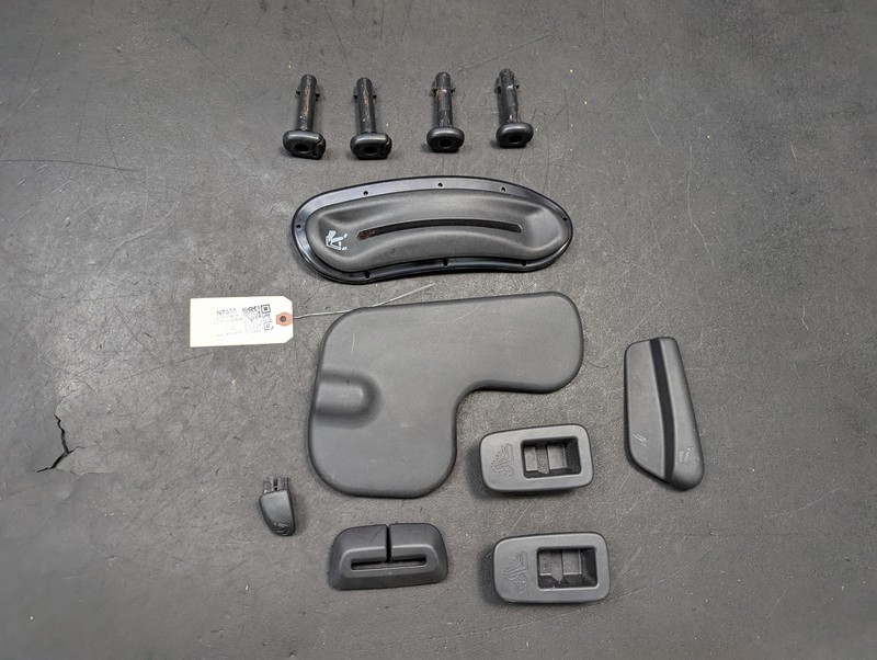 11PC 2nd Row Left Seat Headrest Guide w/ Handle & Cover 2017 Nissan Pathfinder