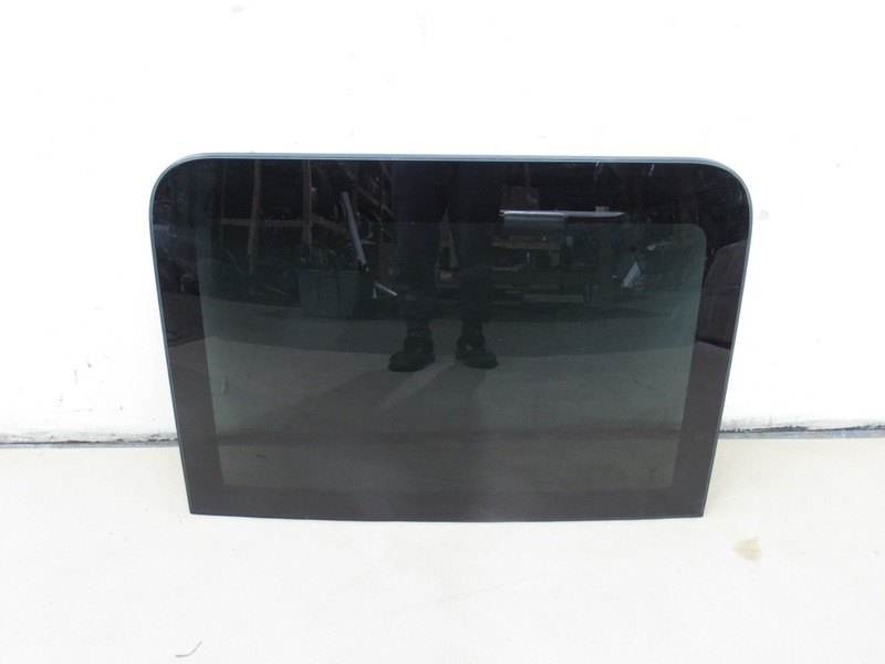 Maserati Levante 2017 Front Sunroof Moon Roof Window Glass Panoramic 16-24 |