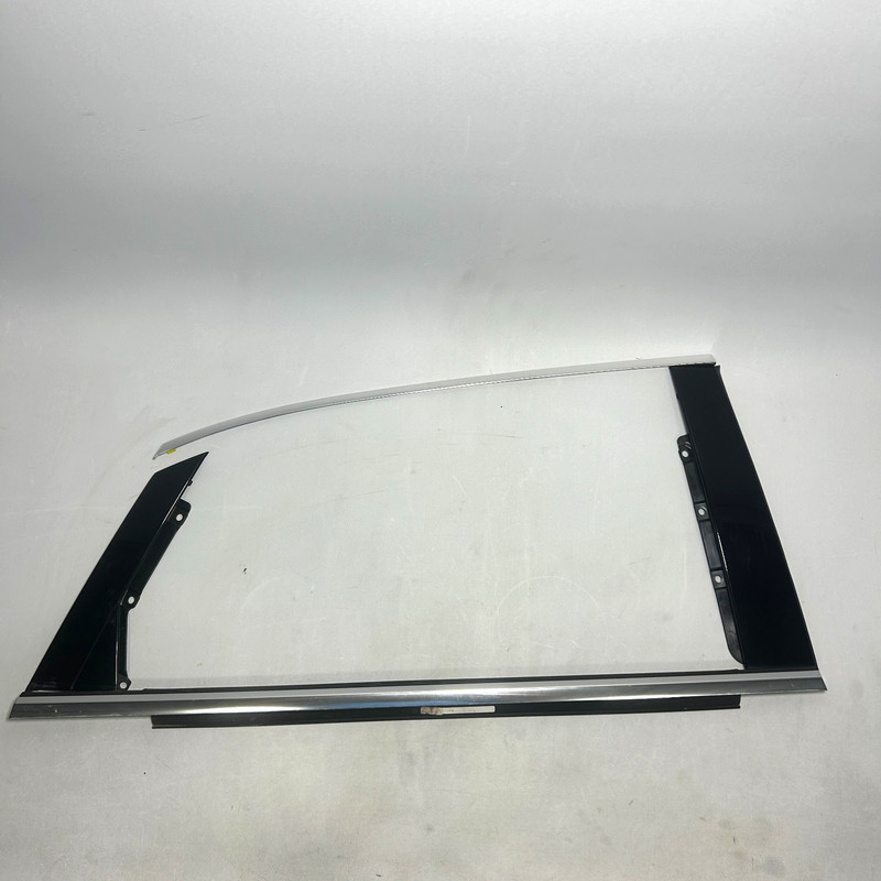 📌 2015 - 2020 AUDI A3 REAR RIGHT SIDE DOOR REARWARD APPLIQUE MOLDING OEM