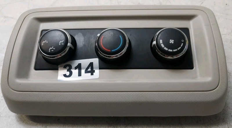 2011 - 2020 Dodge Journey Rear A/C Heat Temp Climate Control Switch 55111312AC