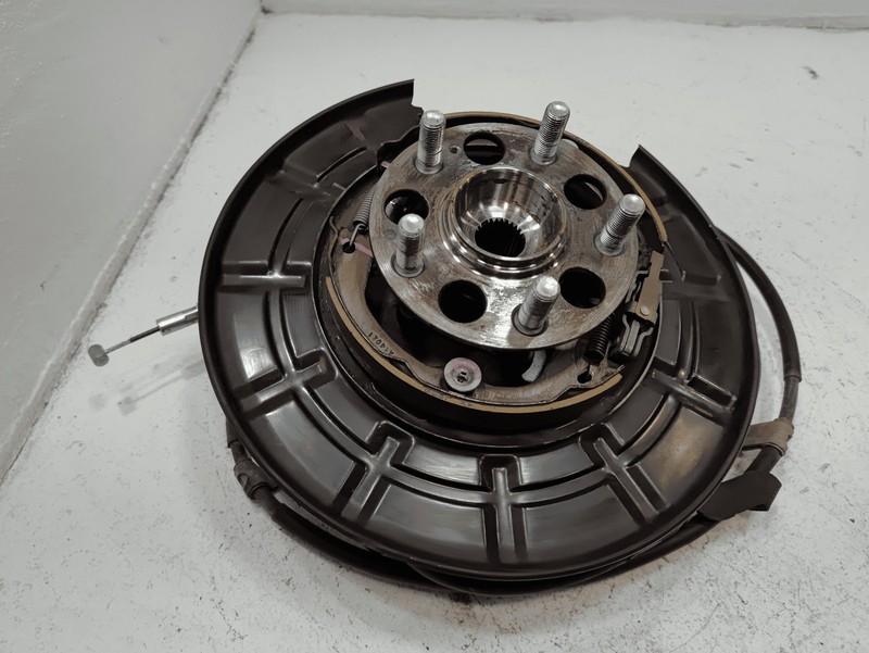 2016-2022 Honda Pilot AWD Rear Driver Side Spindle Knuckle Wheel Bearing Hub OEM