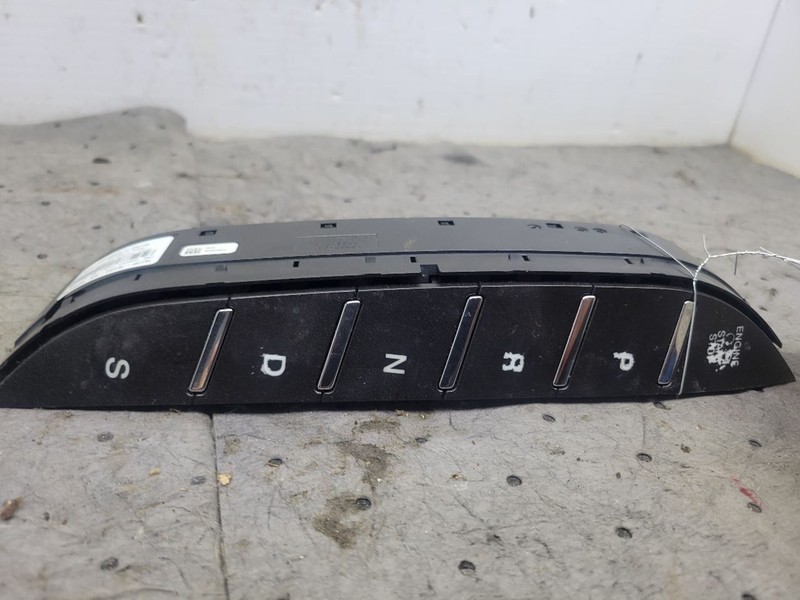 Transmission Shift Dash Mounted Shift Selector Panel Fits 17-19 MKC 1754180