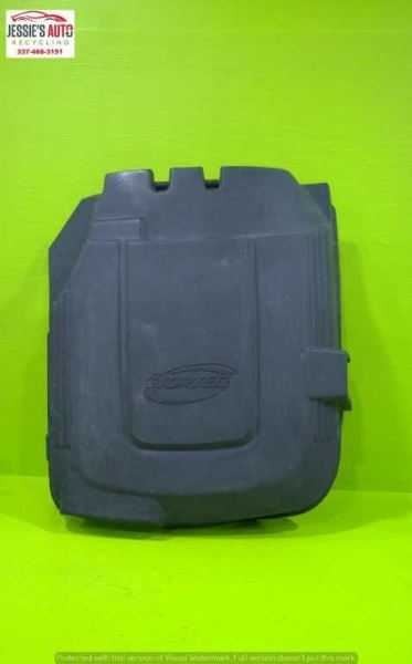 10 11 12 13 SIERRA 1500 5.3L AT ENGINE COVER OEM 2280-98