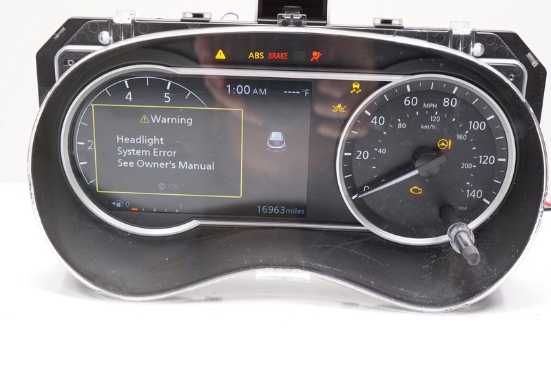 NISSAN KICKS Gauge Instrument Cluster Speedometer OEM 2018 2019