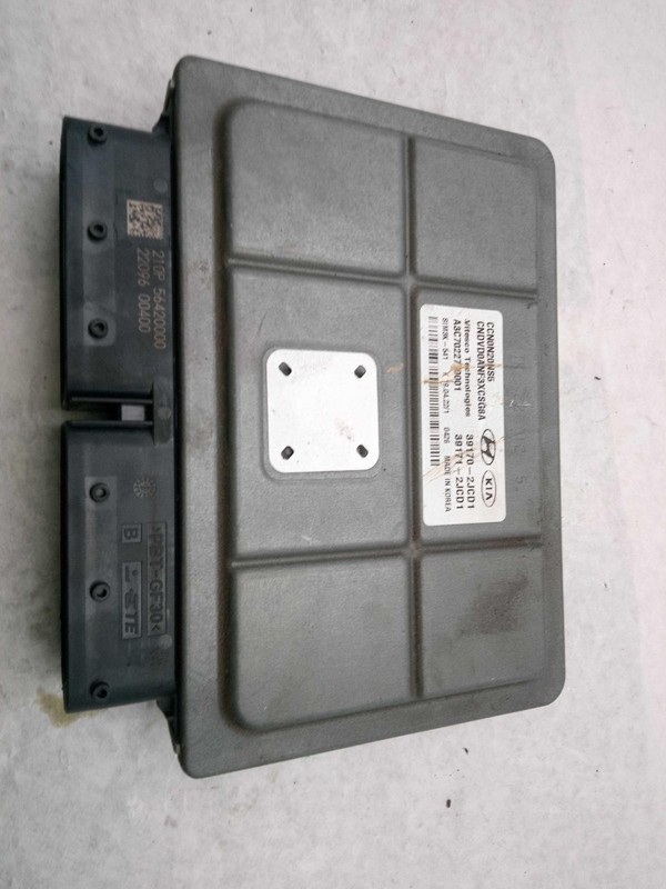 2022 Hyundai Elantra Engine Control Module ECM OEM 391712JBD0 44K Miles