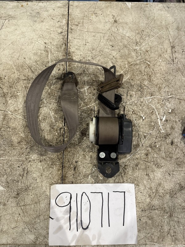 01-03 2001 DODGE DURANGO LEFT REAR 2ND ROW SEAT BELT RETRACTOR