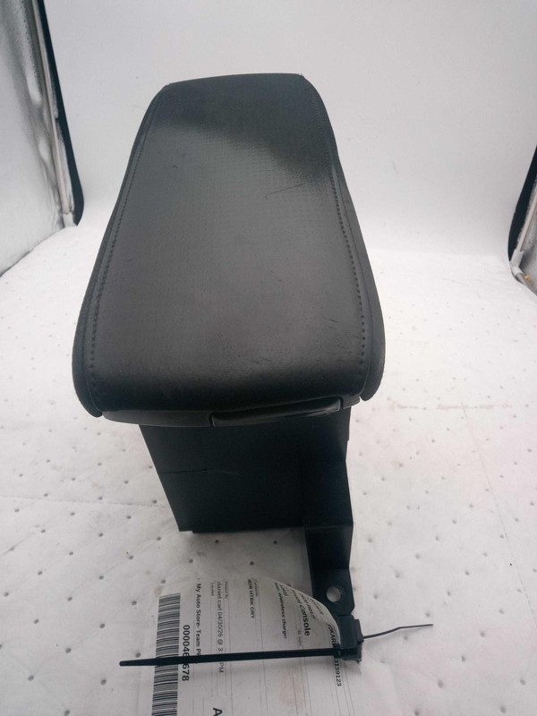 2020 Toyota Prius OEM Grey Center Console - Used, 133k Miles, Warranty