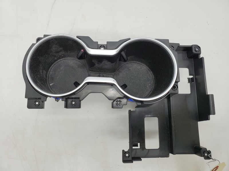 Front Console Cup Holder Black 84670-L3000 2021 Kia K5 LXS 2022