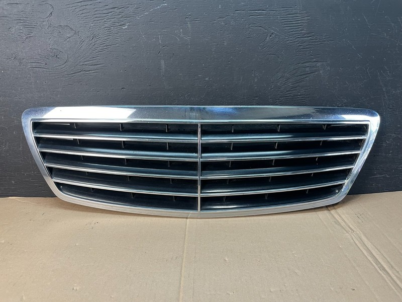 2003 to 2006 Mercedes Benz S-Class Front Grille AD8374 DG