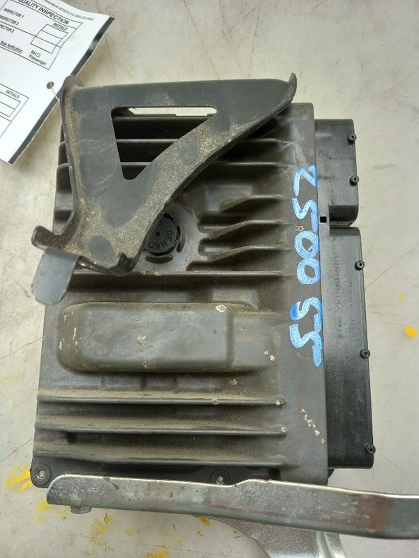 18 LEXUS NX300 F-SPORT 2.0L ECU ENGINE CONTROL 89661-78610