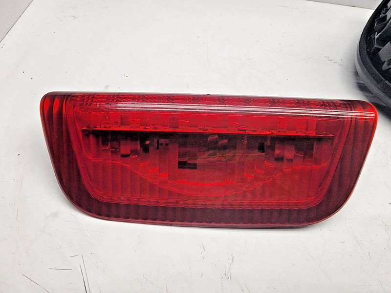 12 13 14 15 16 17 Nissan Juke SV 3rd Third High Bount Brake Stop Light Lamp Z