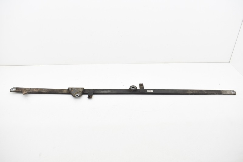 2008 BMW E93 328i FRONT LEFT SUBFRAME V-BRACE AXLE STRUT BRACKET OEM KW48
